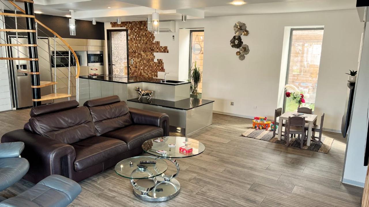 Villa Dali La Garde 260M2 Jacuzzi, Sauna, Piscine, Jardin 500M2, 5 Minutes De La Plage Екстериор снимка