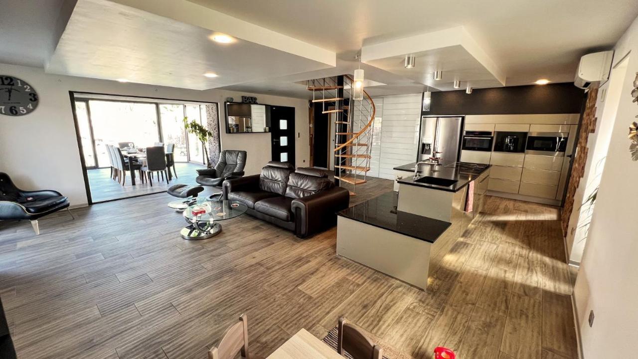Villa Dali La Garde 260M2 Jacuzzi, Sauna, Piscine, Jardin 500M2, 5 Minutes De La Plage Екстериор снимка